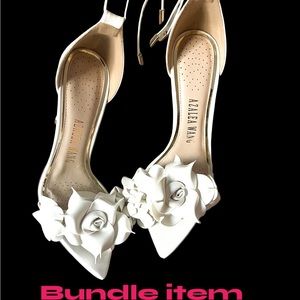 New✨Azaleas Wang 3D flower toe pump, white size 9